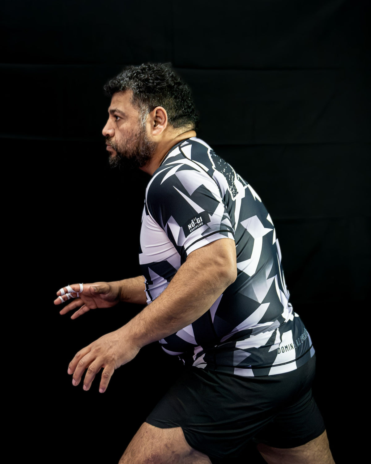 Rashguard Geométrico Blanco/Negro
